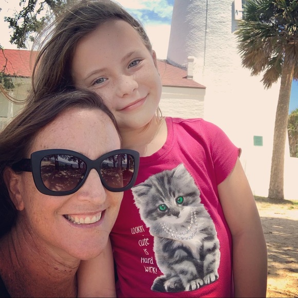 Meet your Posher, Trista - Picture 3 of 3